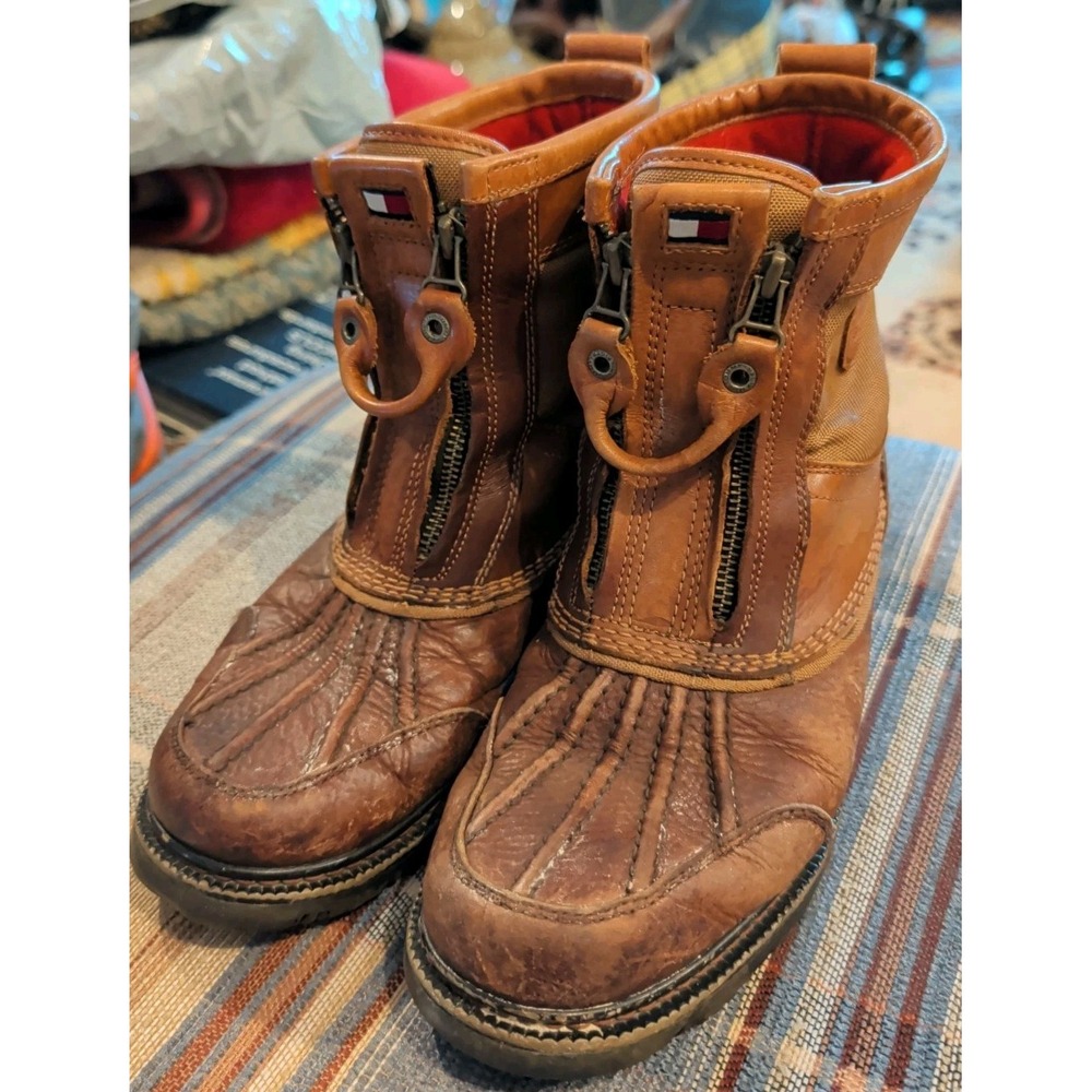 Men's Vintage 9M Tommy Hilfiger Outdoor Snow Winter Boots Brown Leather